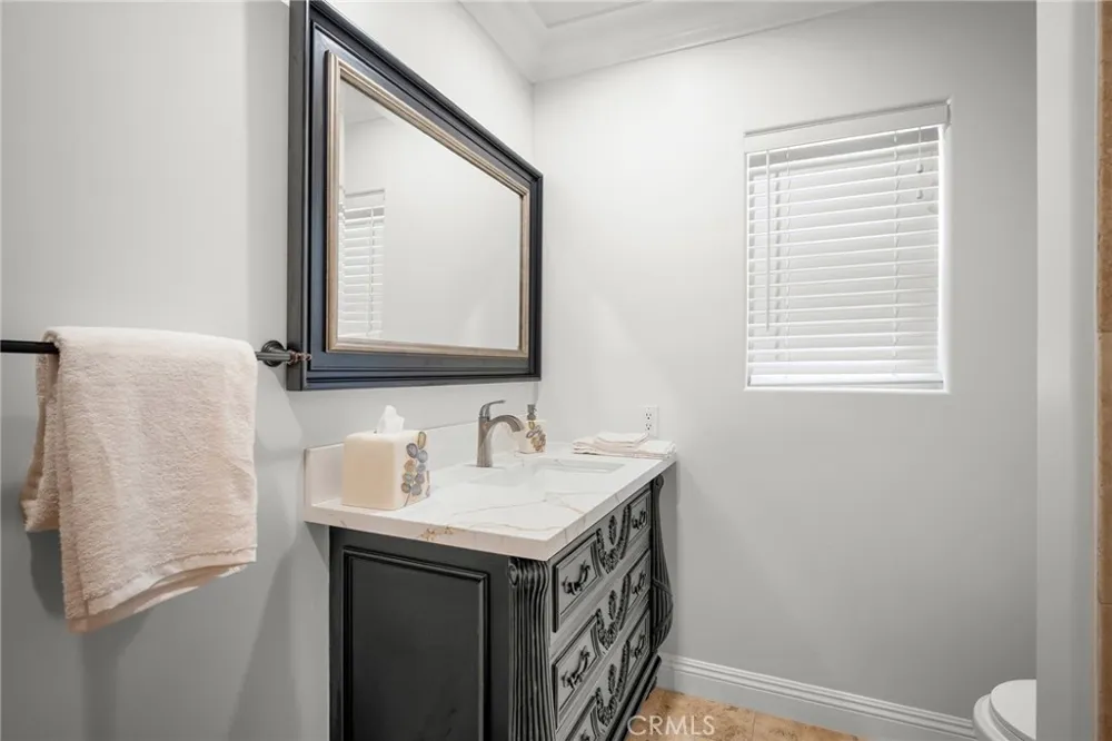 8426 Day Street Sunland, CA 91040