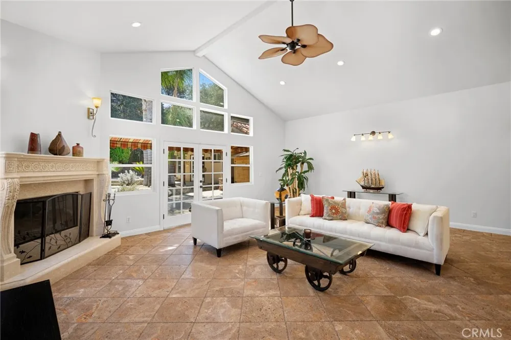 8426 Day Street Sunland, CA 91040