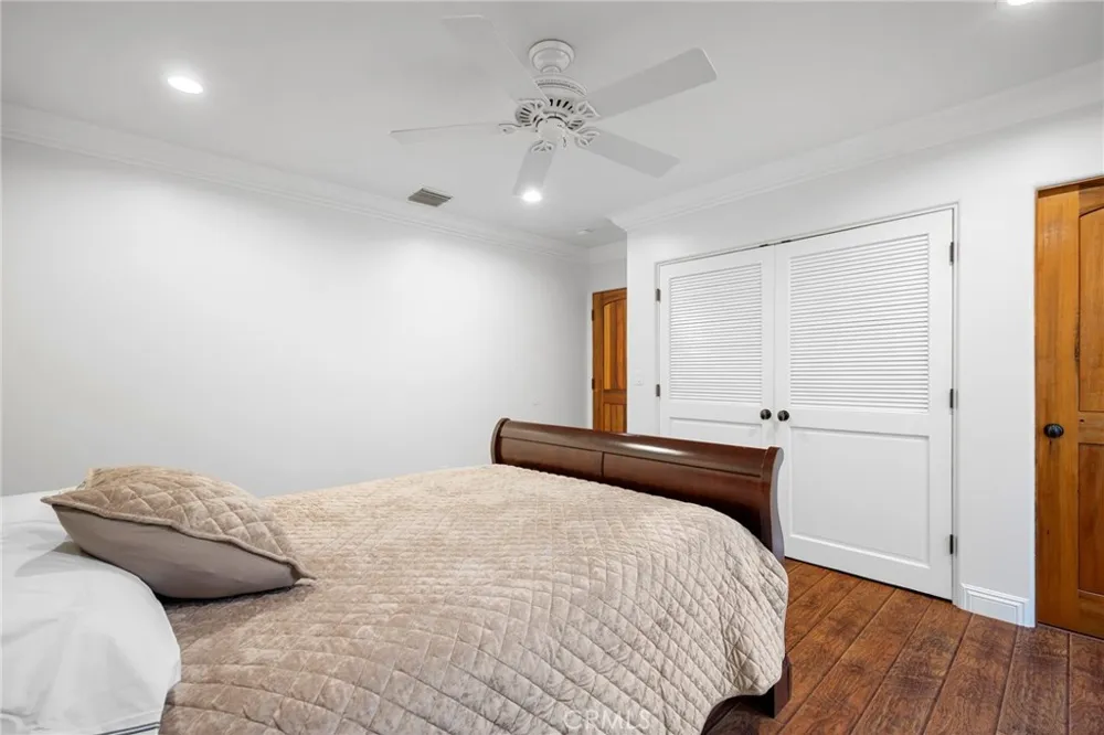 8426 Day Street Sunland, CA 91040