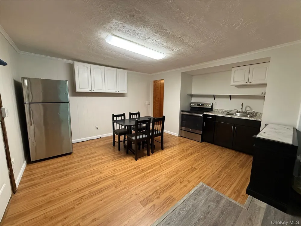 16 Ernest Lane #Apt A Mahopac, NY 10541
