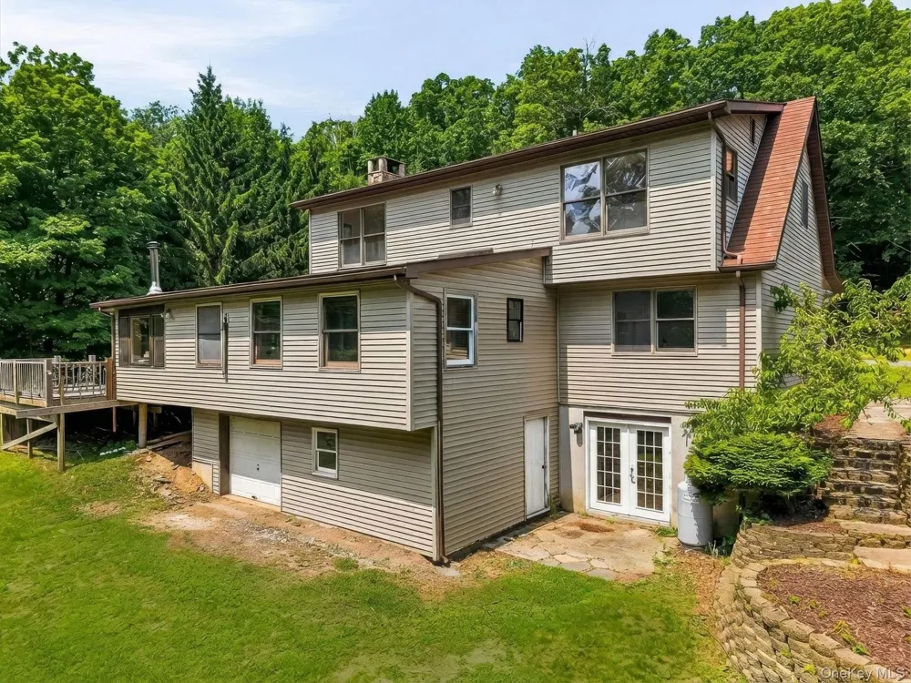 3836 State Route 52 Pine Bush, NY 12566