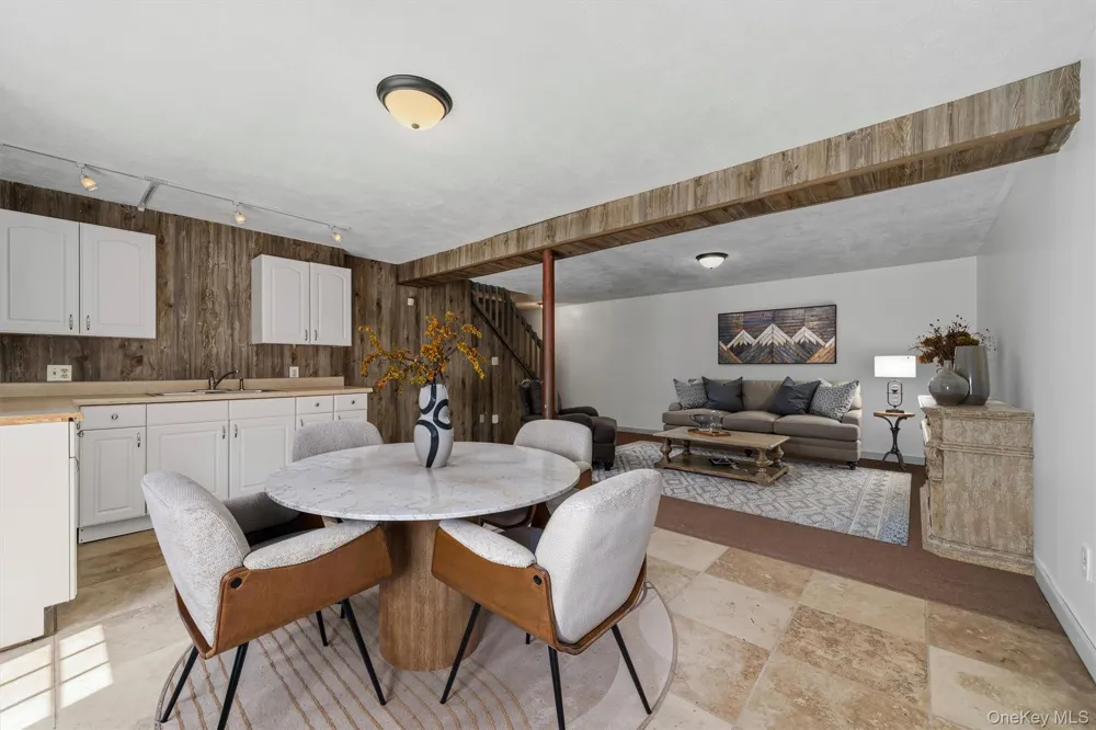 3836 State Route 52 Pine Bush, NY 12566