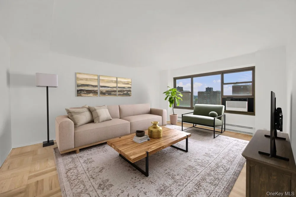 21-41 34th Avenue #14B Astoria, NY 11106