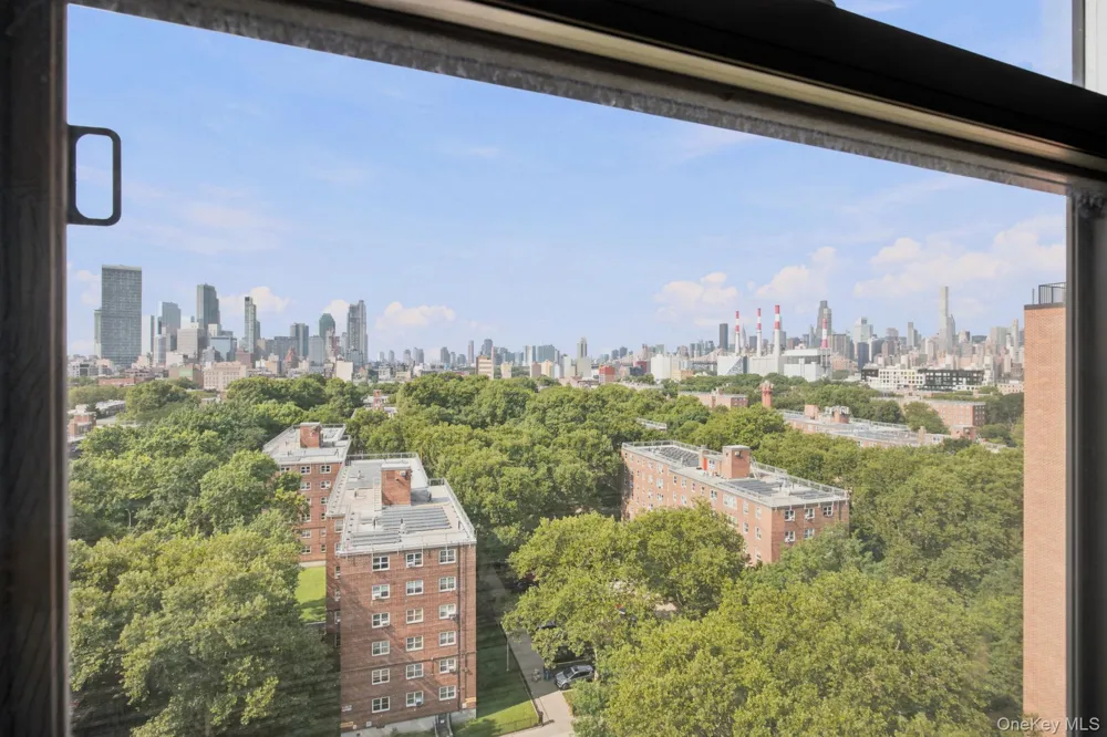 21-41 34th Avenue #14B Astoria, NY 11106