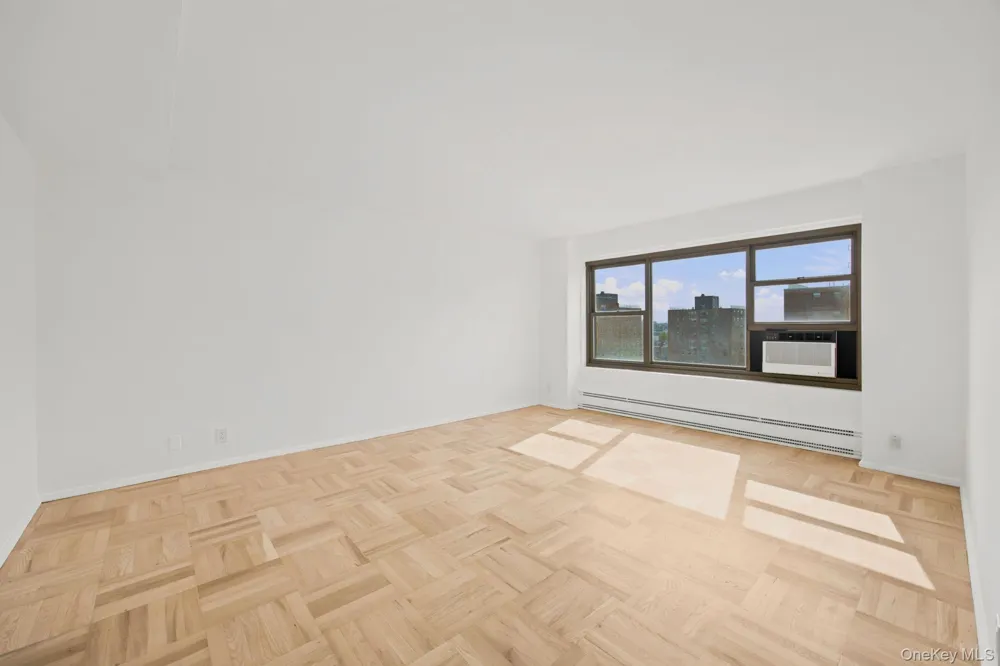 21-41 34th Avenue #14B Astoria, NY 11106