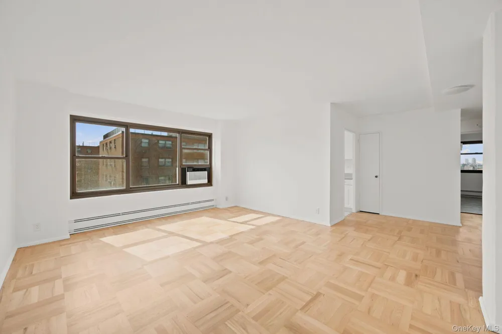 21-41 34th Avenue #14B Astoria, NY 11106