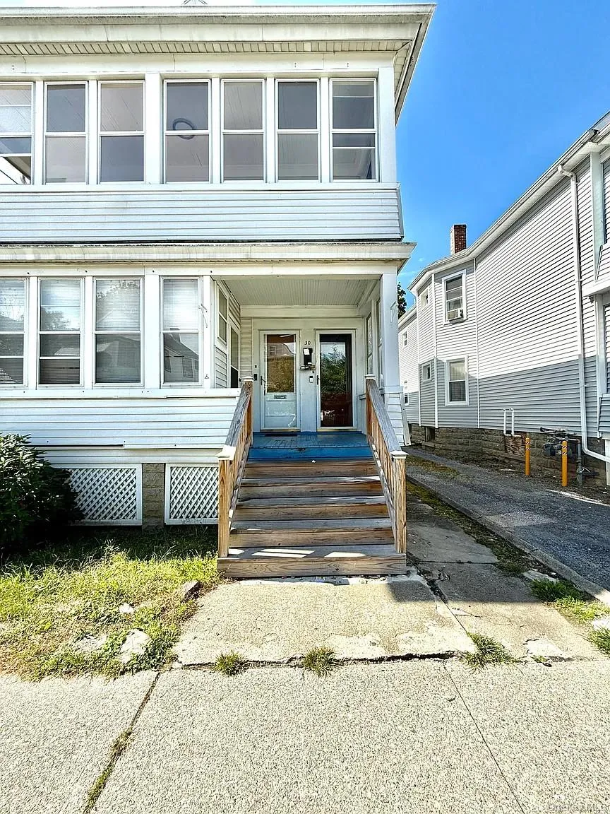 30 Manitou Avenue #2 Poughkeepsie, NY 12603