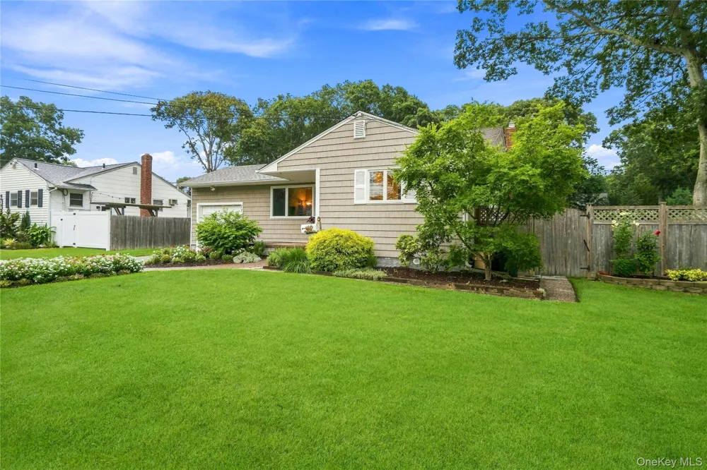 77 Lumur Drive Sayville, NY 11782