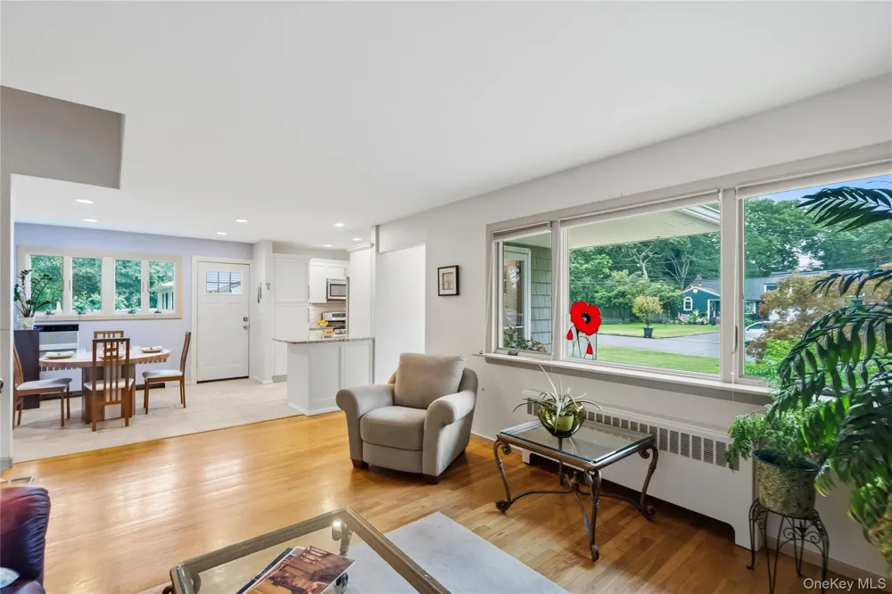 77 Lumur Drive Sayville, NY 11782