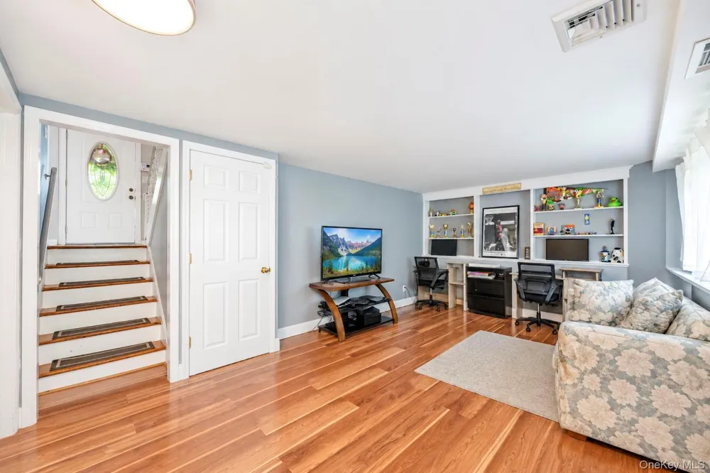 25 Marlboro Drive Port Jefferson Station, NY 11776