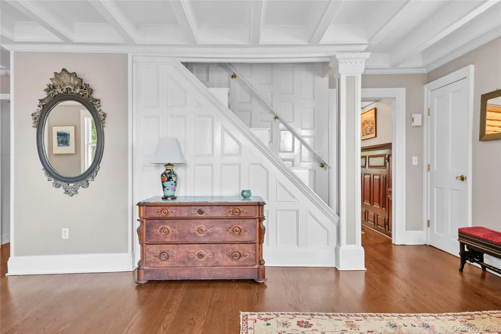 15 Jackson Street Port Washington, NY 11050