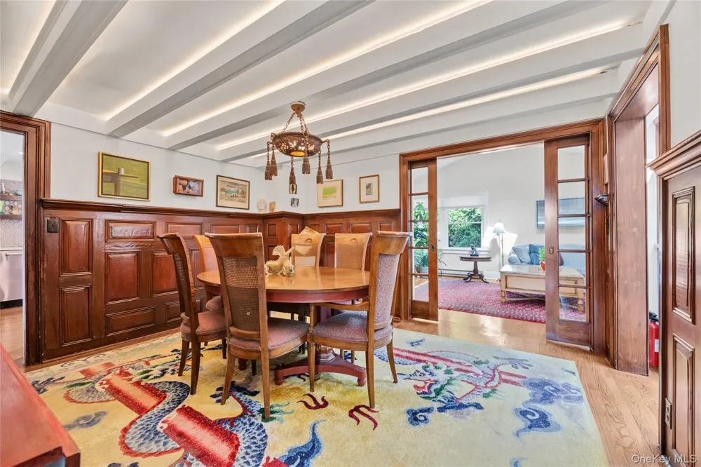 15 Jackson Street Port Washington, NY 11050
