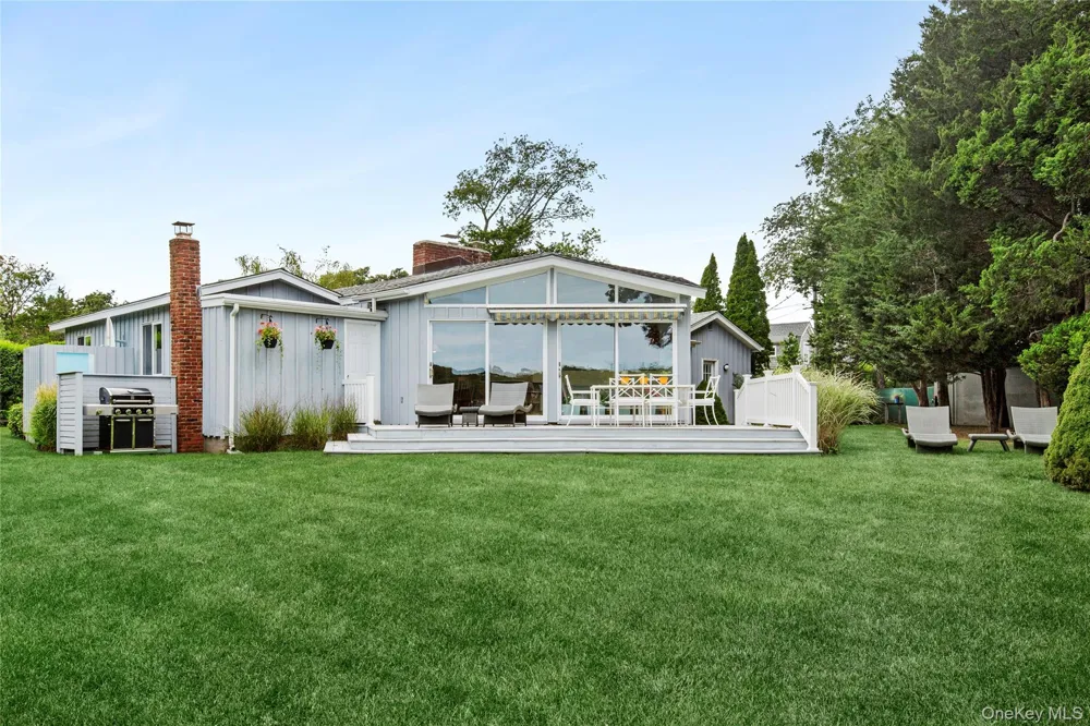 7 S Pond Road East Hampton, NY 11937