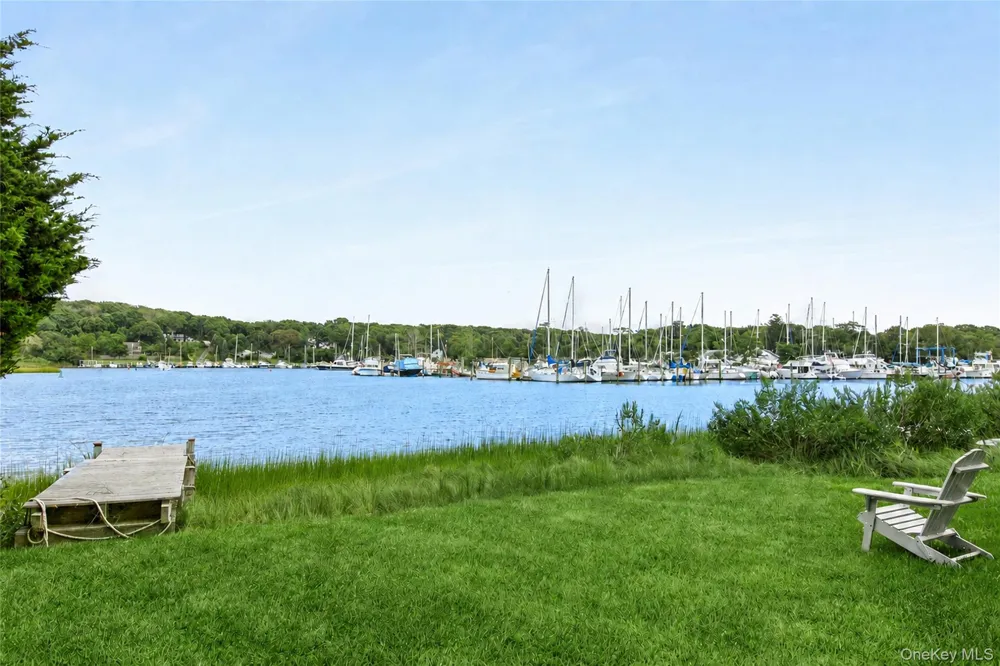 7 S Pond Road East Hampton, NY 11937