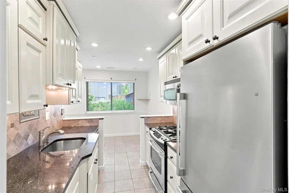 1905 Magnolia Walk Poughkeepsie, NY 12603