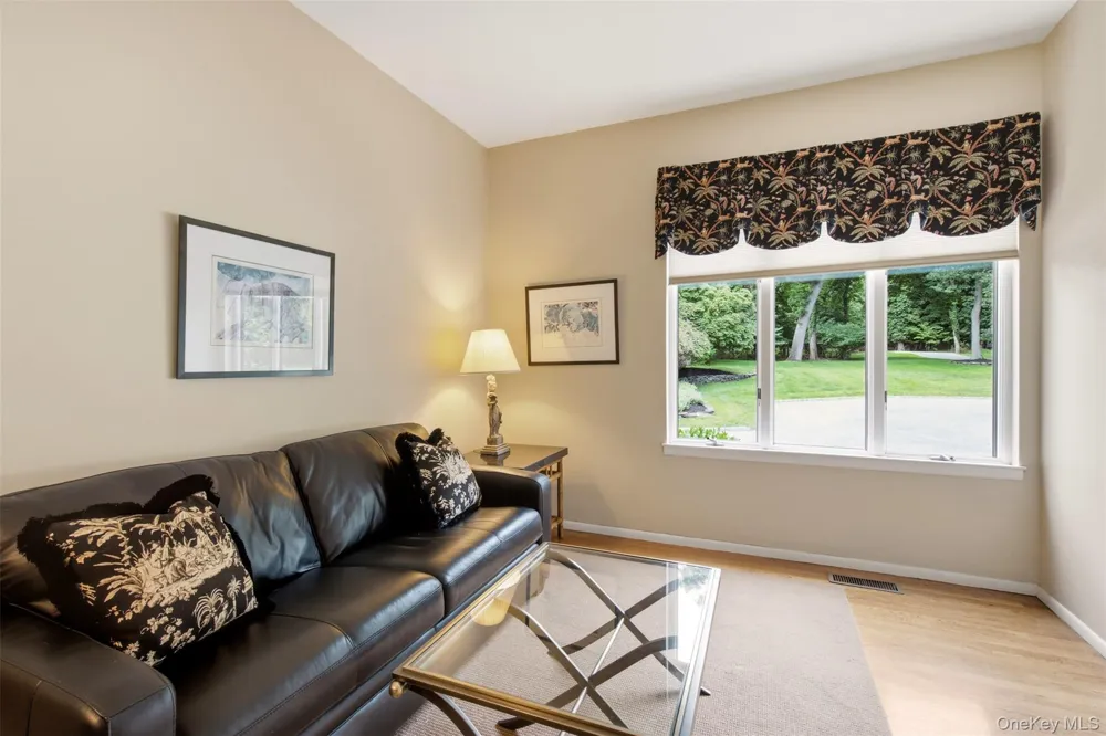 6 Target Rock Drive Lloyd Harbor, NY 11743