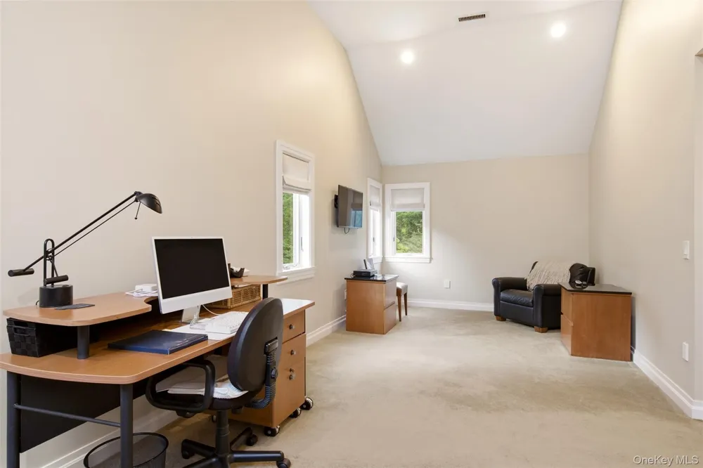 6 Target Rock Drive Lloyd Harbor, NY 11743