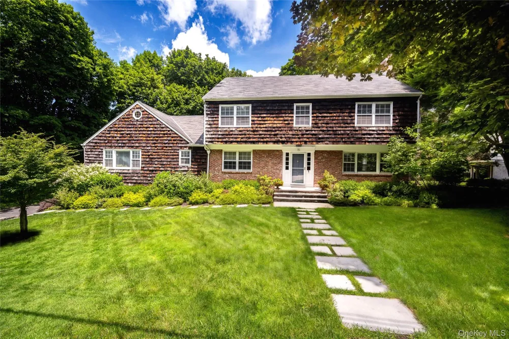 15 Laurel Hill Road Dobbs Ferry, NY 10522