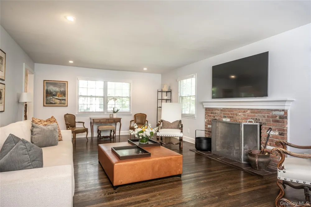 15 Laurel Hill Road Dobbs Ferry, NY 10522