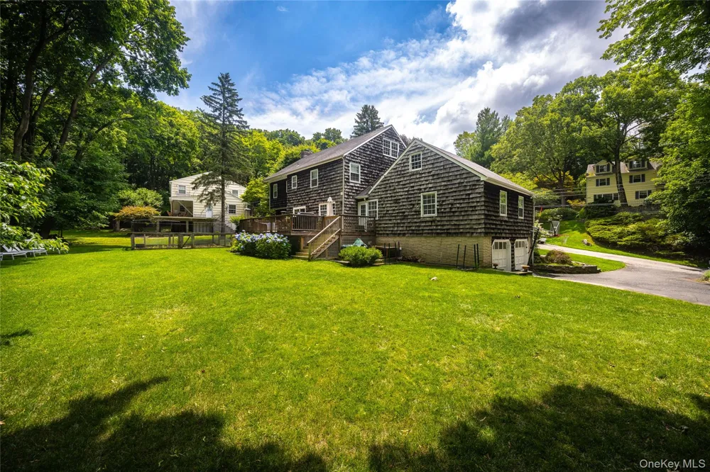 15 Laurel Hill Road Dobbs Ferry, NY 10522