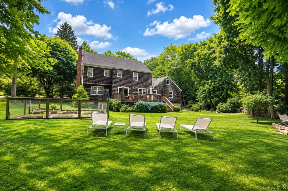 15 Laurel Hill Road Dobbs Ferry, NY 10522