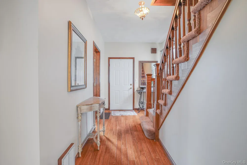 25 Taylor Avenue Poughkeepsie, NY 12601