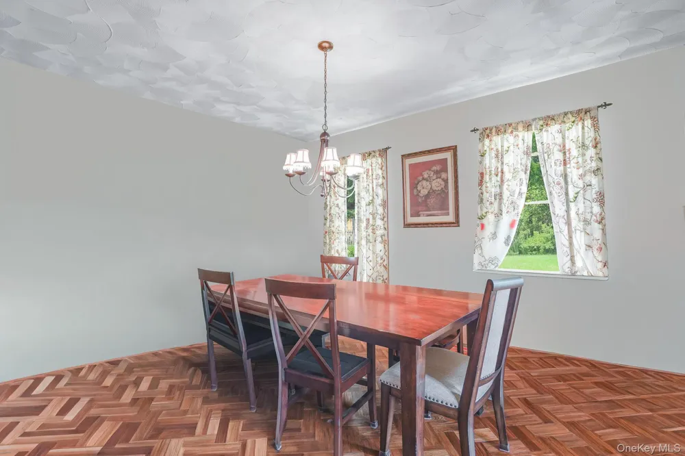 25 Taylor Avenue Poughkeepsie, NY 12601