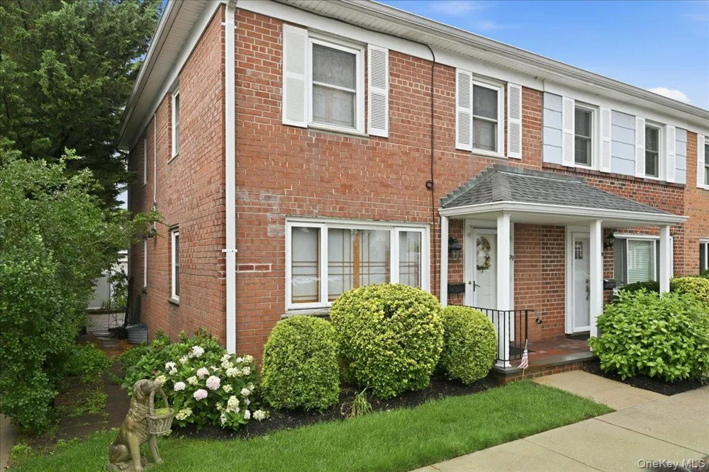 1810 Front Street #29 East Meadow, NY 11554