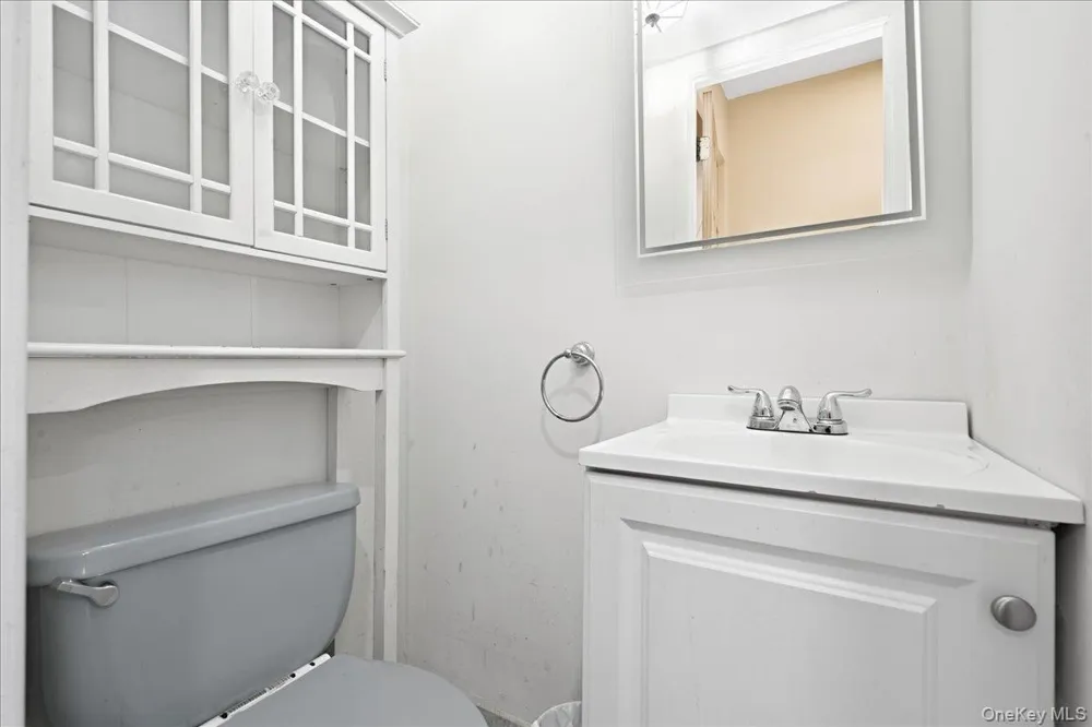 1810 Front Street #29 East Meadow, NY 11554
