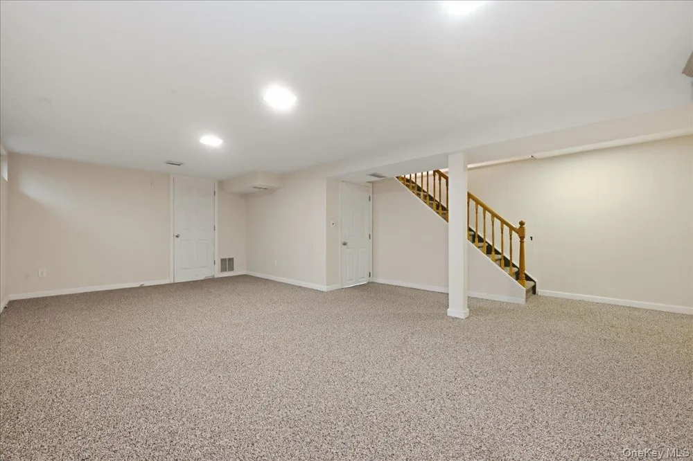 1810 Front Street #29 East Meadow, NY 11554