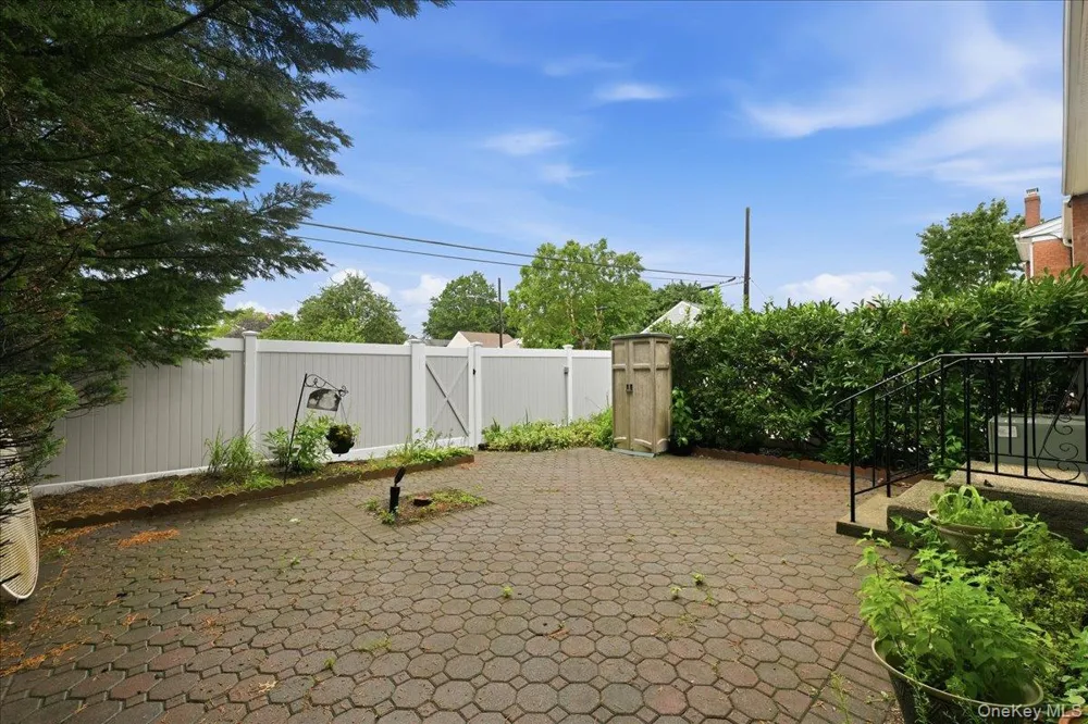 1810 Front Street #29 East Meadow, NY 11554