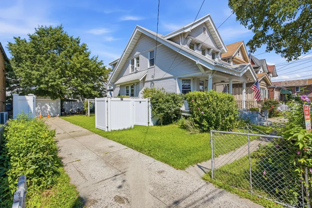 93-27 92nd Avenue Woodhaven, NY 11421