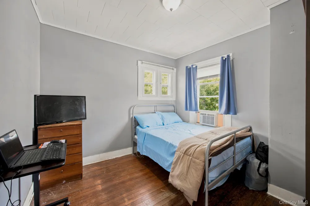 93-27 92nd Avenue Woodhaven, NY 11421