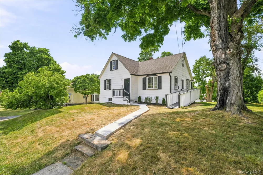 3 Pond Road Walden, NY 12586
