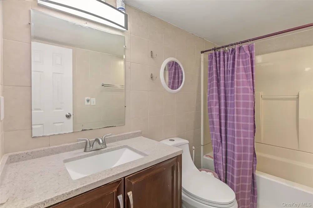 1085 Bay Shore Avenue Bay Shore, NY 11706