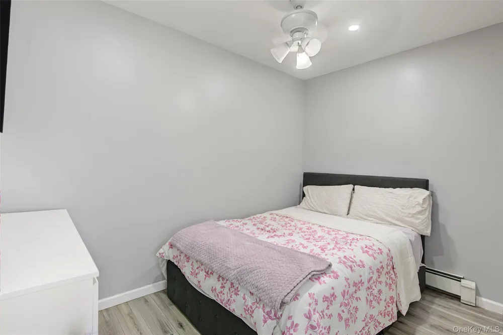 1085 Bay Shore Avenue Bay Shore, NY 11706