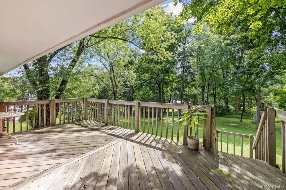 8 Madeline Terrace Spring Valley, NY 10977
