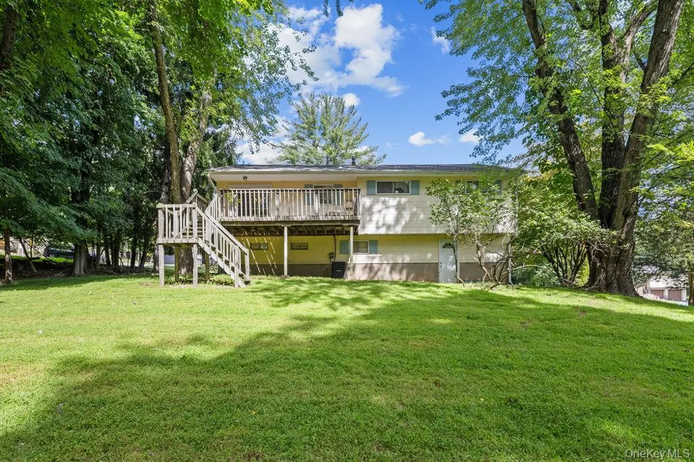8 Madeline Terrace Spring Valley, NY 10977