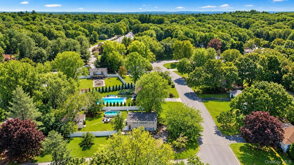 19 Badger Lane East Setauket, NY 11733