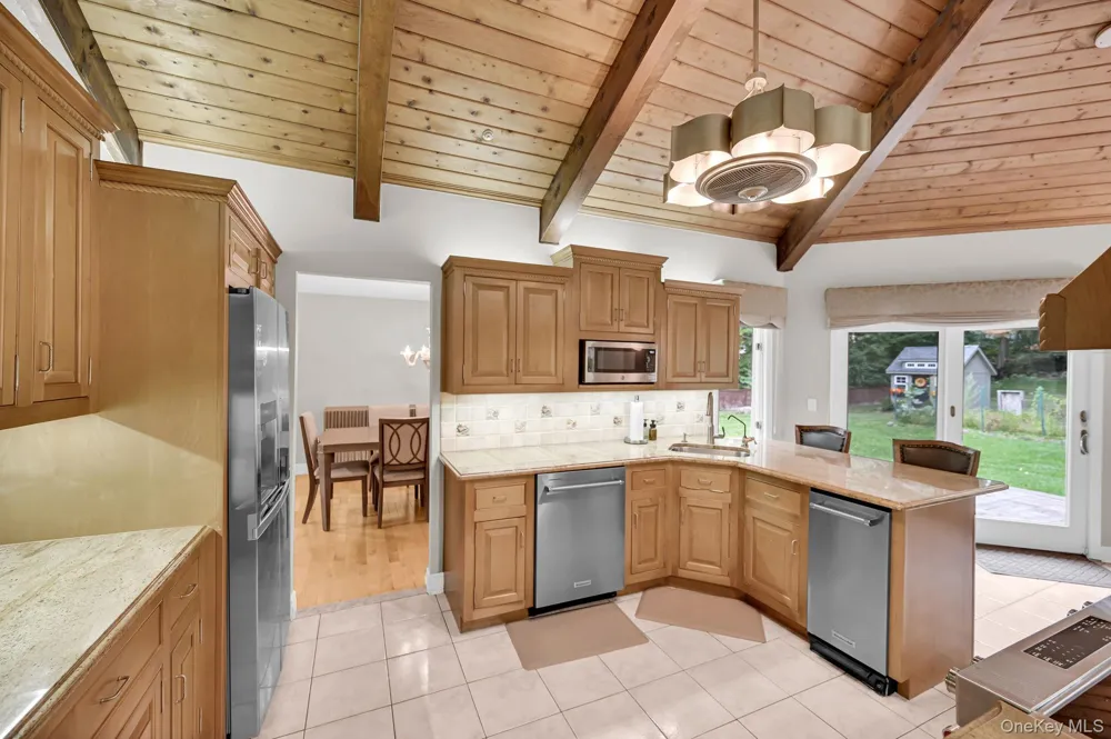 15 Ramapo Lane Chestnut Ridge, NY 10952