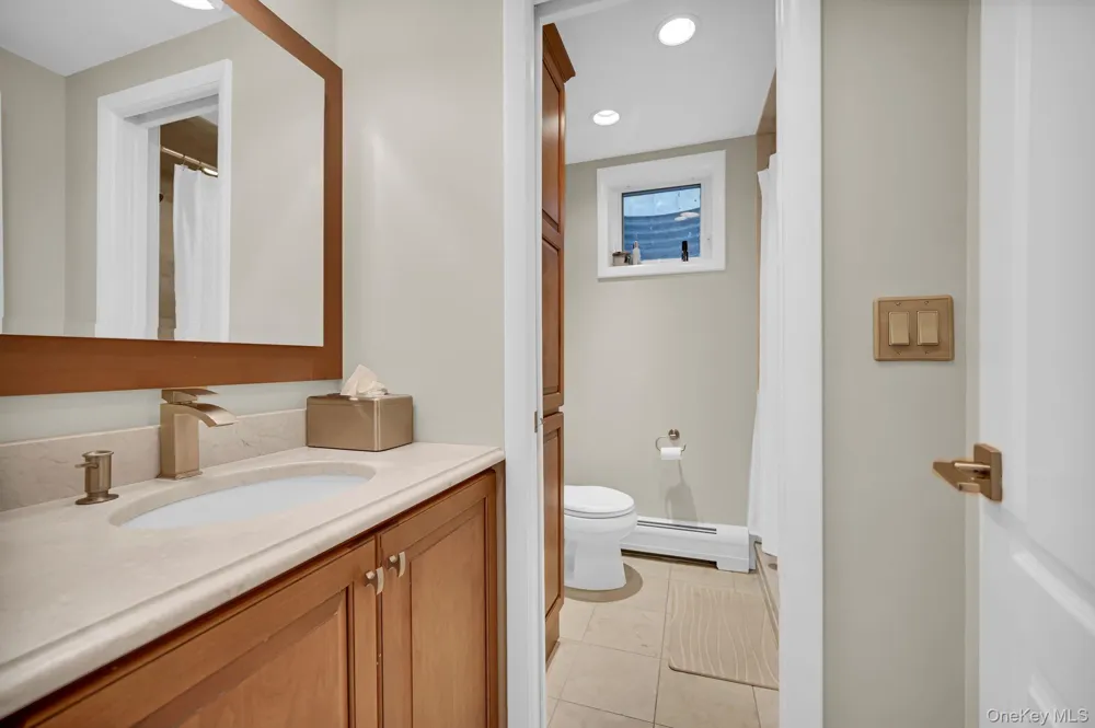 15 Ramapo Lane Chestnut Ridge, NY 10952