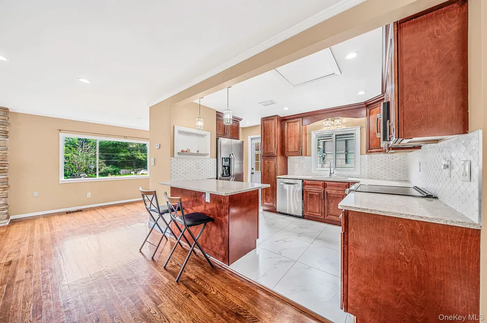 5 Willets Drive Syosset, NY 11791