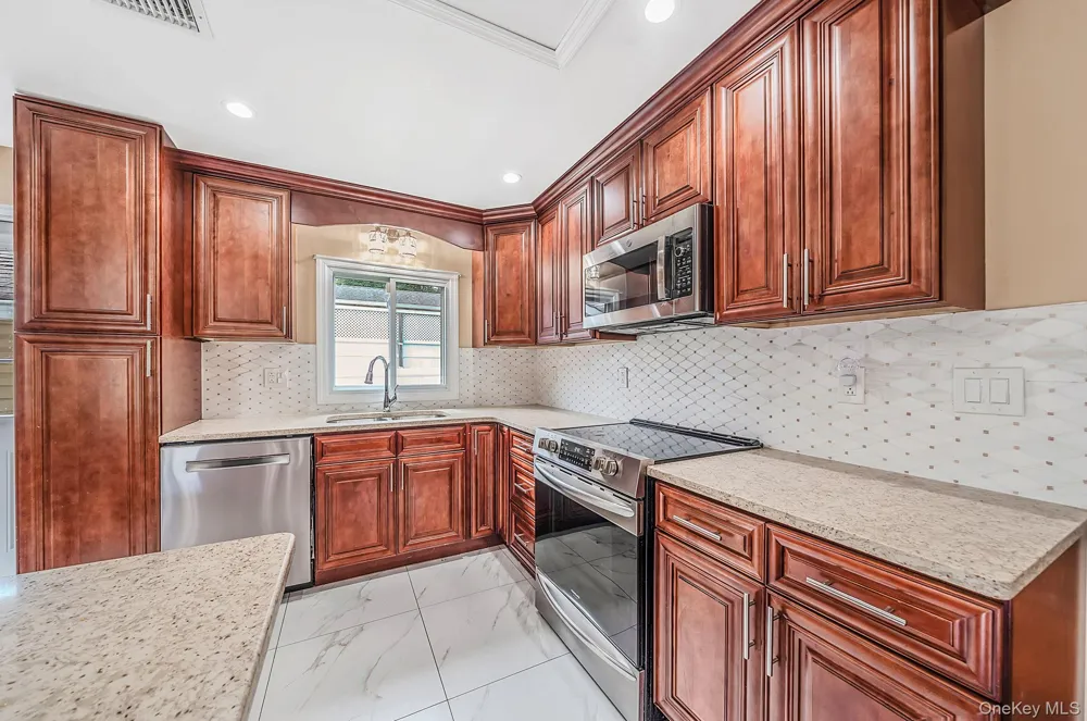 5 Willets Drive Syosset, NY 11791