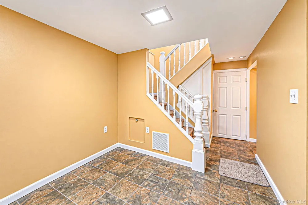 5 Willets Drive Syosset, NY 11791