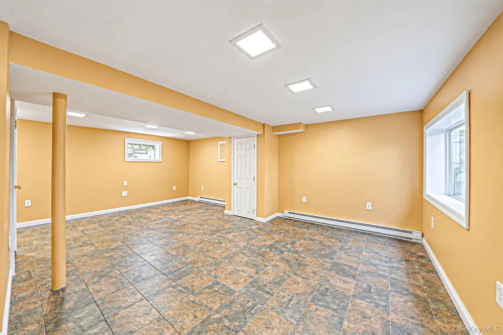 5 Willets Drive Syosset, NY 11791