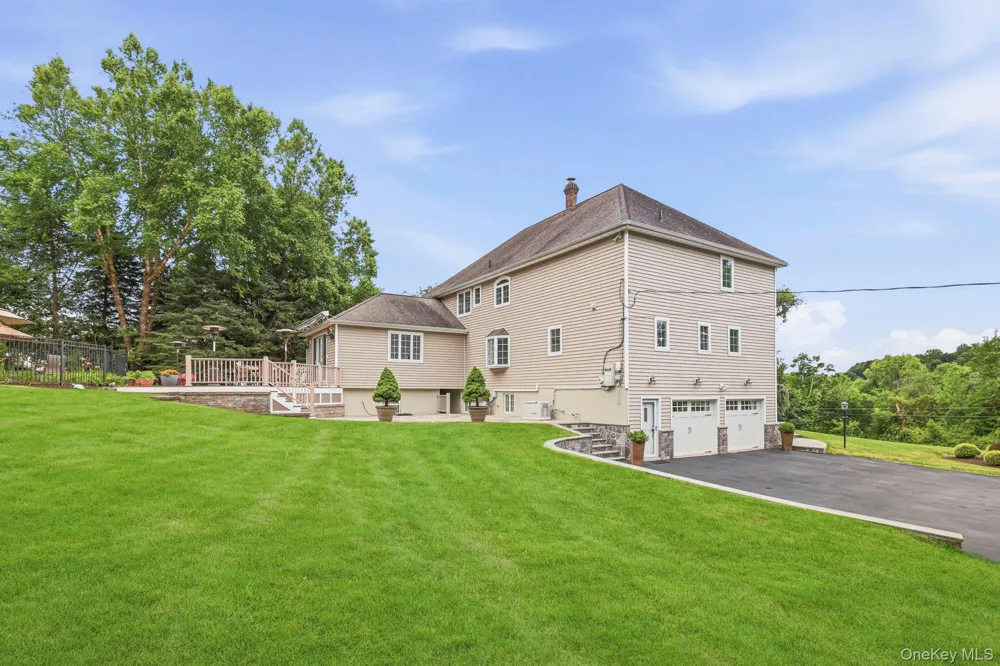 50 Wixon Pond Road Mahopac, NY 10541