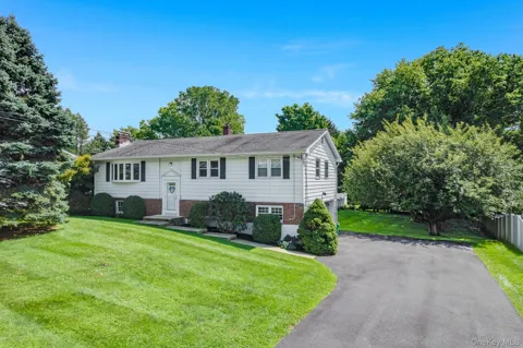 103 Edgehill Drive