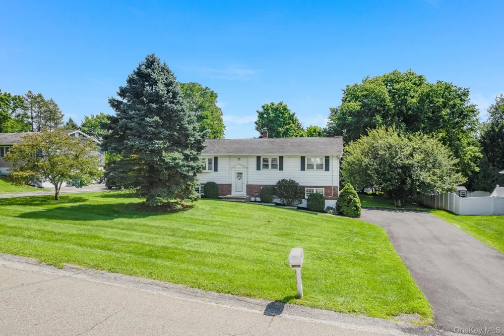 103 Edgehill Drive Wappingers Falls, NY 12590