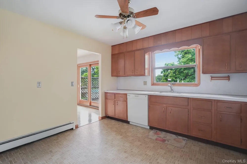 103 Edgehill Drive Wappingers Falls, NY 12590