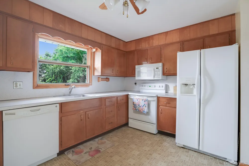 103 Edgehill Drive Wappingers Falls, NY 12590